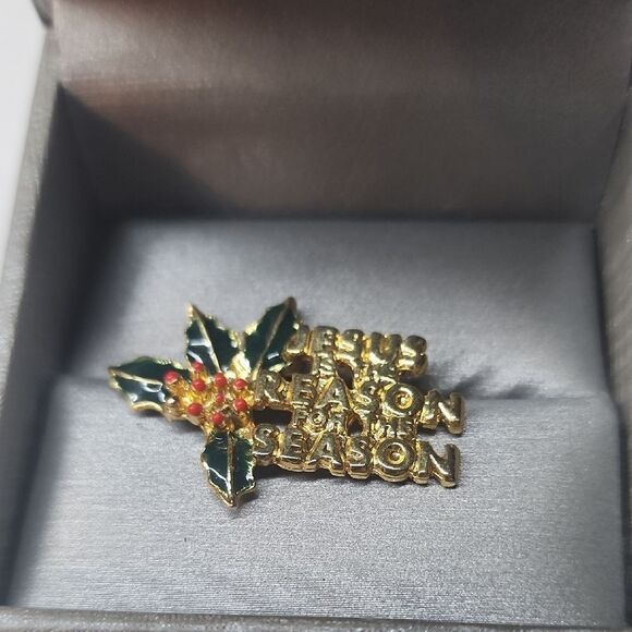 Jesus is the reason for the season Gold tone and Green Holiday Pin Brooch - Picture 1 of 3